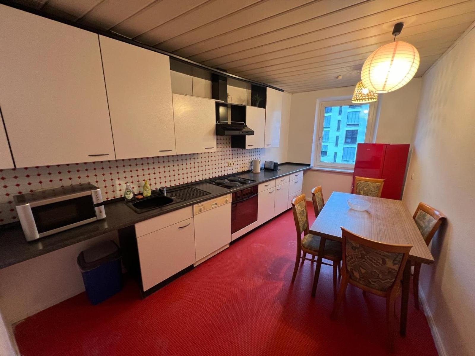 Zentrale Apartments In Байройт Номер фото